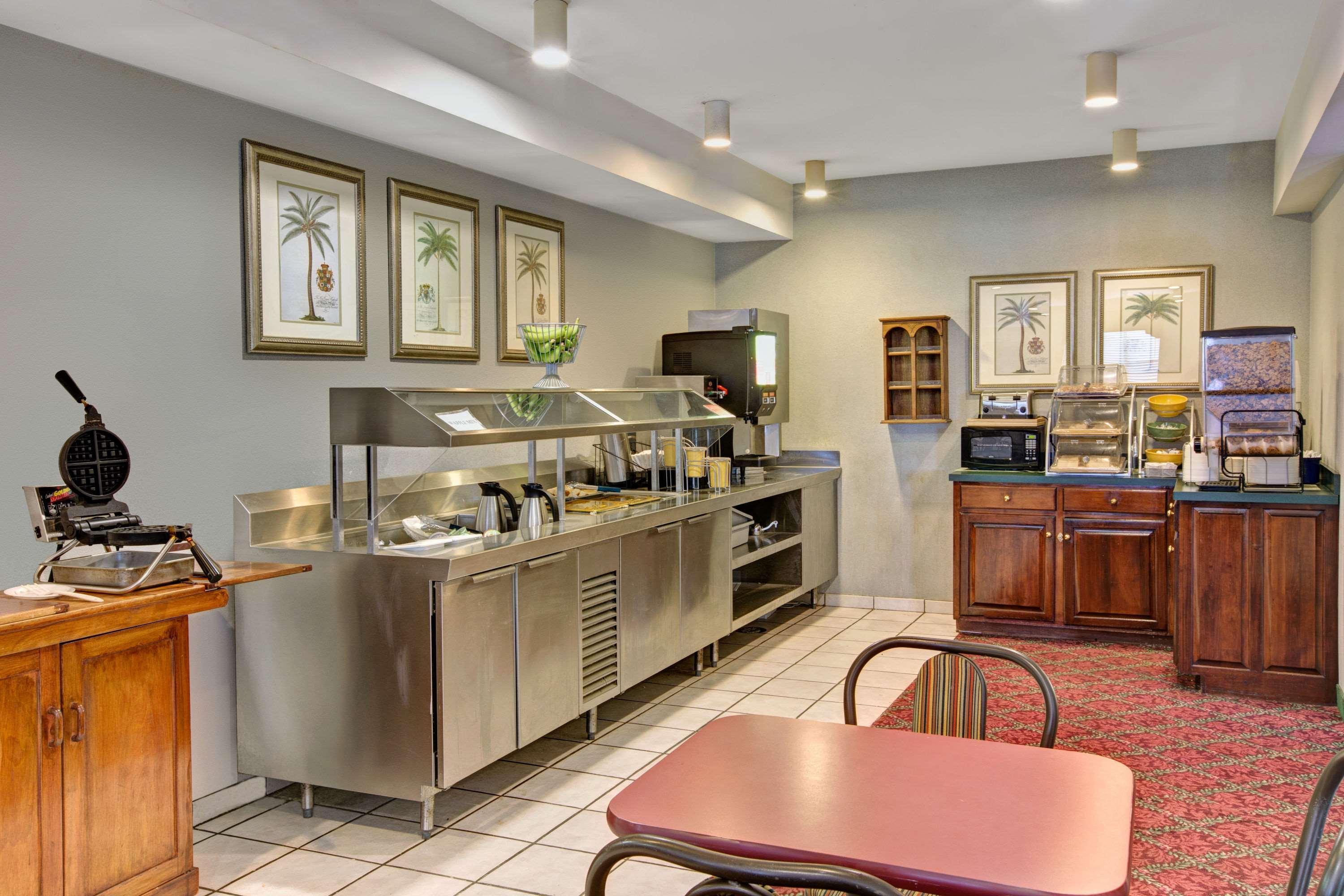 Days Inn & Suites By Wyndham Hickory Exteriér fotografie